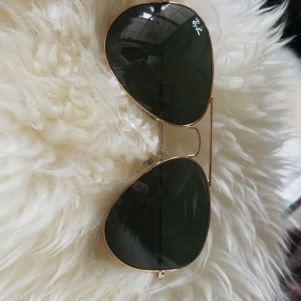 Authentic ImperfectGOLD Ray-Ban Aviator Sunglasses